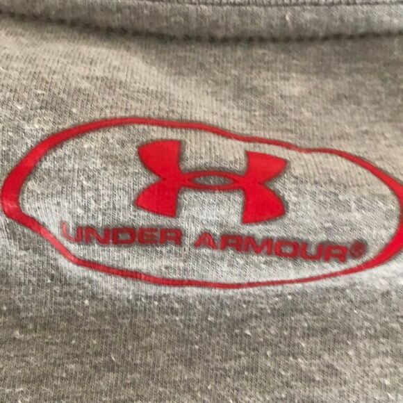 Under Armour size small t shirt great condition - Picture 4 of 4